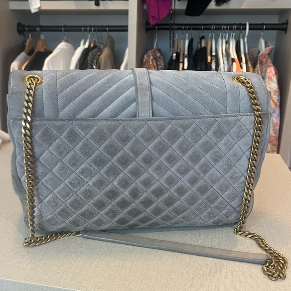 Saint Laurent Envelope Large bag in grey suede - Picture 5 of 5